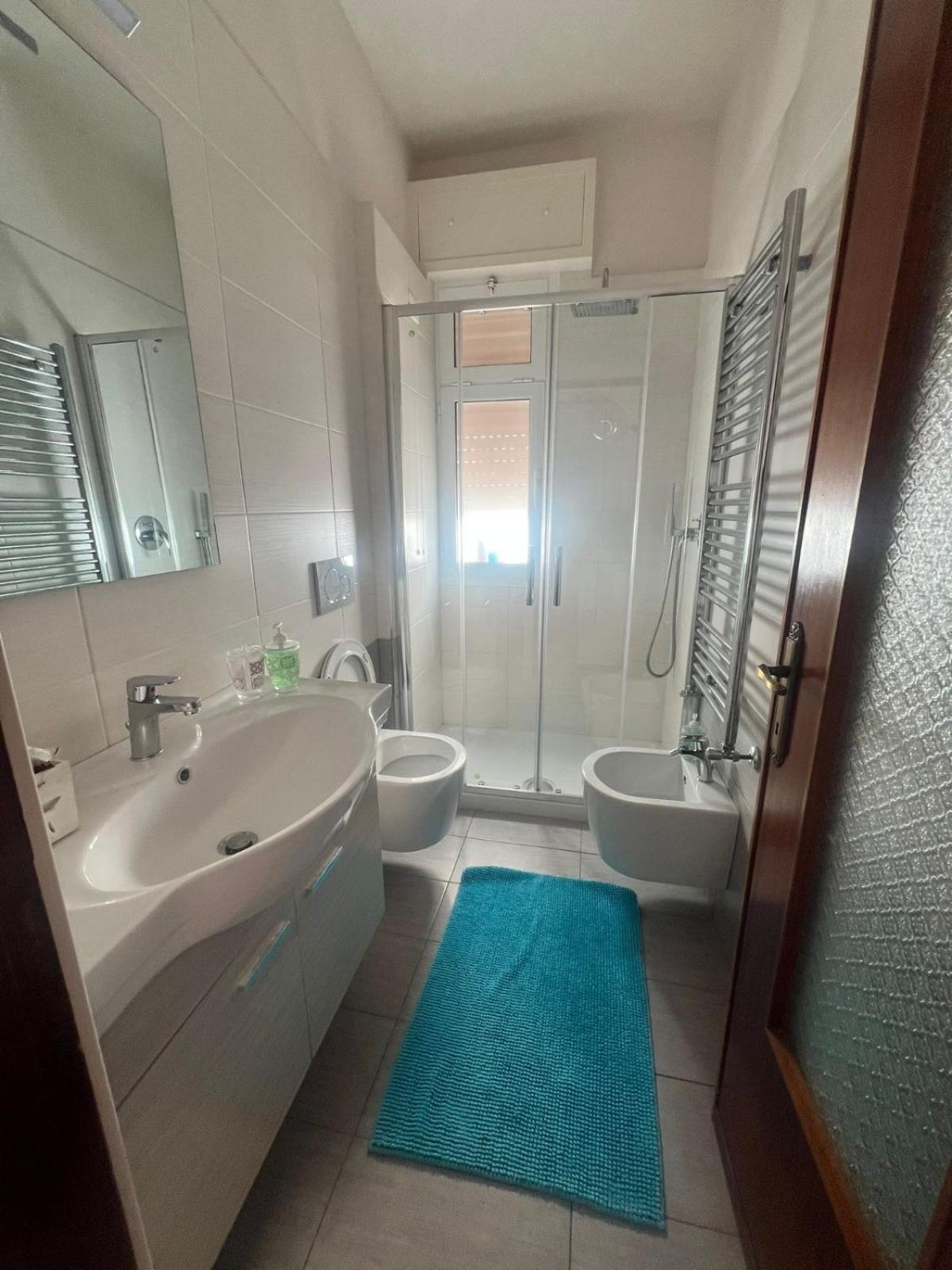 Apartment Aurora & Nicole Ideal Per Biker Con Terazza Vista Mare Parcheggio E Wi-Fi Gratuiti Pietra Ligure Exteriör bild