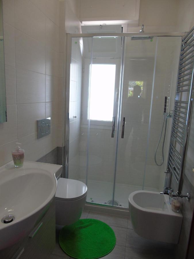 Apartment Aurora & Nicole Ideal Per Biker Con Terazza Vista Mare Parcheggio E Wi-Fi Gratuiti Pietra Ligure Exteriör bild